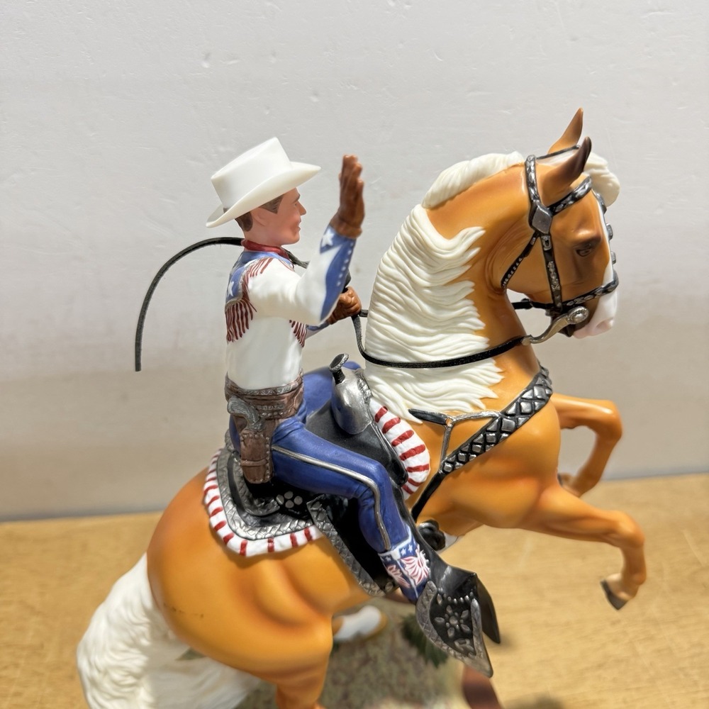 Breyer Roy Rogers & Trigger 8125 Gallery Porcelain Figure Limited 2002 COA - Picture 10 of 10